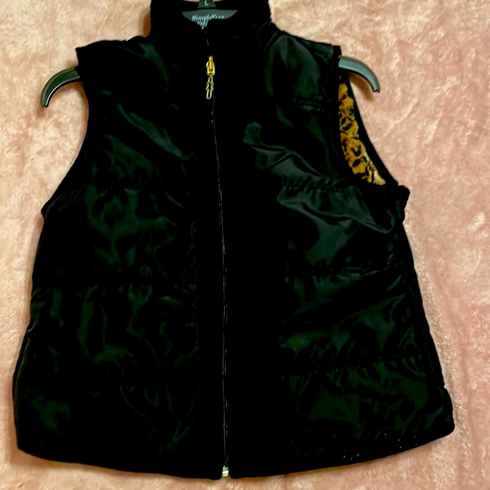 Activeology Black/Cheetah Vest